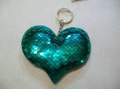 více - Flitrový přívěsek srdce - zeleno-stříbrné