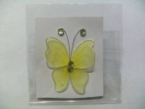 zvětšit obrázek - Dekorace motýl 5 x 6cm se zapínacím špendlíkem - žlutý