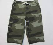více - 2905 Nenošené plátěné kraťasy khaki maskáčové  13 let   v.158