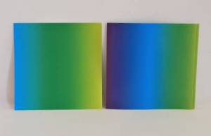 zvětšit obrázek - Duhový čtvercový papír modro-zelený  15 x 15cm  10ks