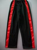 více - 1508  Karnevalové kalhoty černé, červené lampasy   3/4 roky