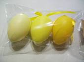 více - Plastová vajíčka  6cm na zavěšení žlutá  3ks