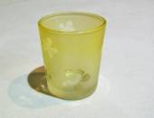 více - Malý skleněný svíčník s kytičkami žlutý