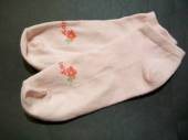 více - 1212 Krátké ponožky sv.růžové s kytičkou  cca 31/34