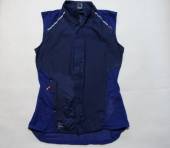 více - 1212 Lehká sportovní šusťáková vesta tm.modrá, síťovaná záda  DECATHLON   cca 14/15 let  v.34