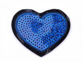 více - Nažehlovačka srdce s flitry  4 x 4,5cm   modré
